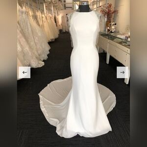 Pronovias Orsola Wedding Dress Sample
